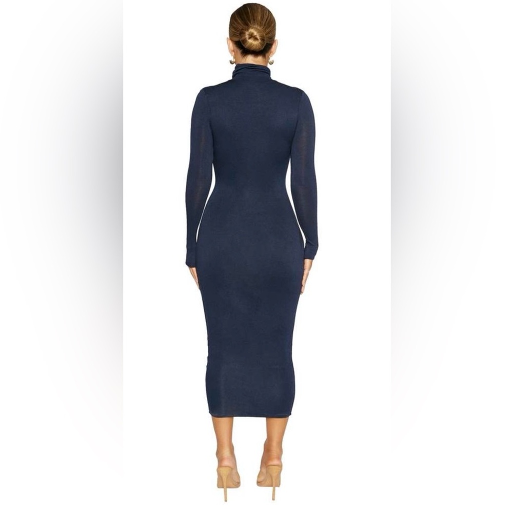 NWOT’S NAKED WARDROBE LONG SLEEVE MIDI/MAXI MOCK NECK DRESS! - Picture 6 of 7